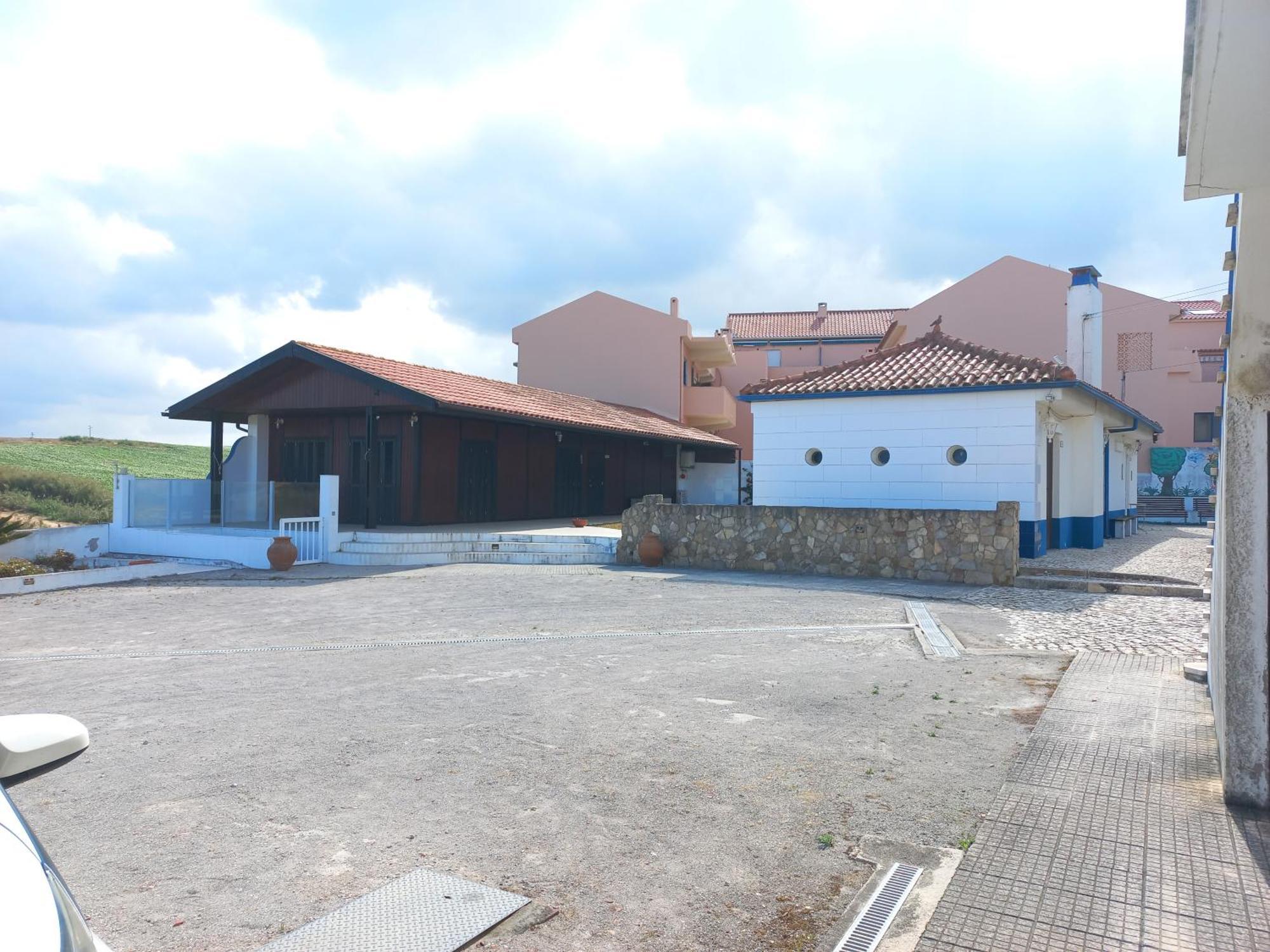 Appartement Casa Do Portao Azul - Salmonete à Atouguia Da Baleia Extérieur photo